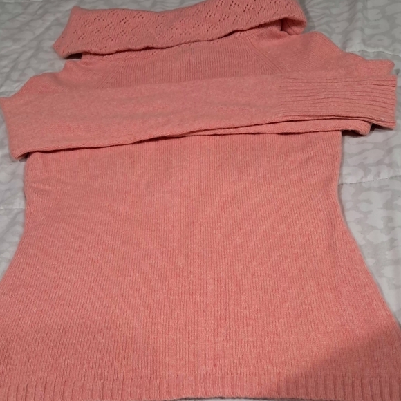 ANN Taylor LOFT Wool /Cashmere/Angora Off-shoulder  Sweater S - Picture 2 of 10
